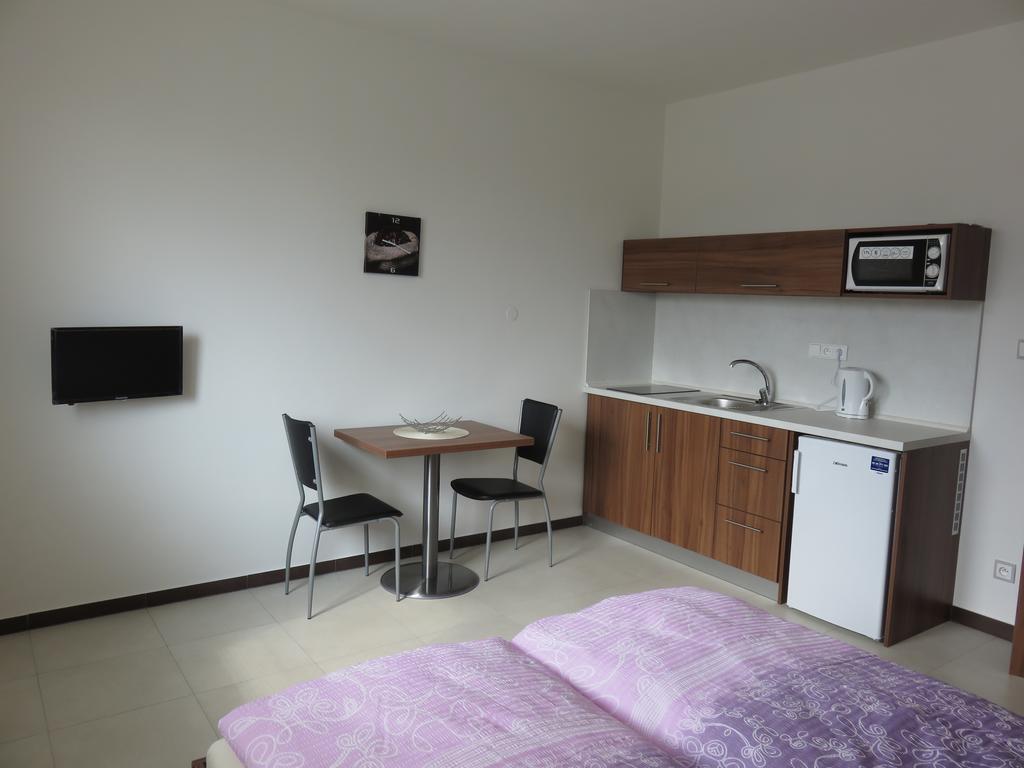 Penzion U Dulíka Veselí nad Moravou Habitación foto